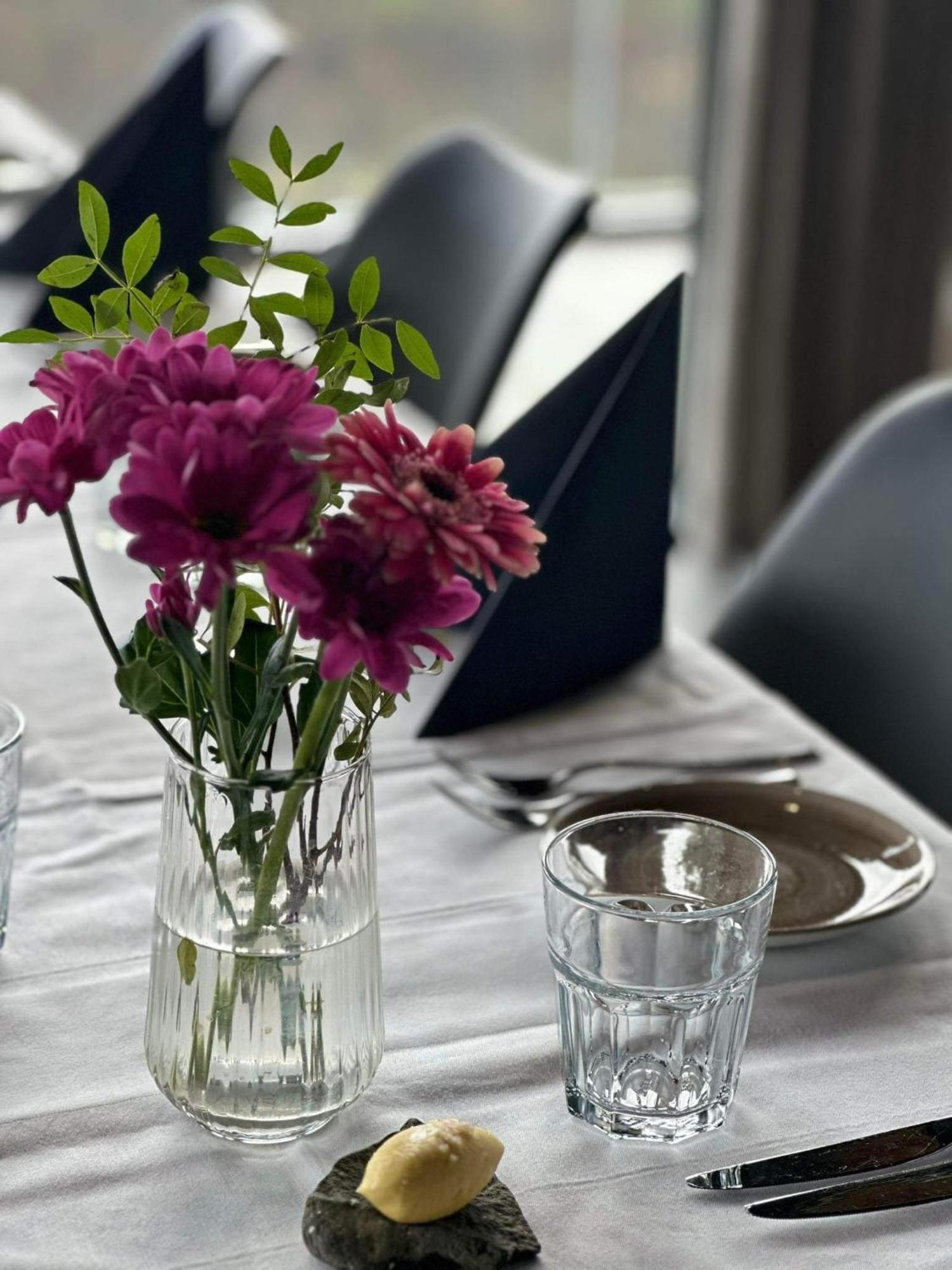 Hotel Varmaland מראה חיצוני תמונה